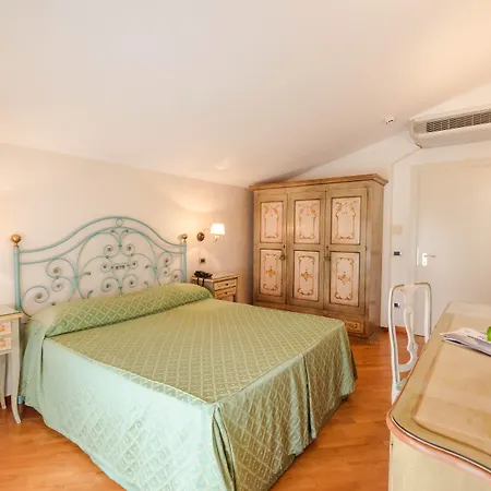Belvedere فندق 4*